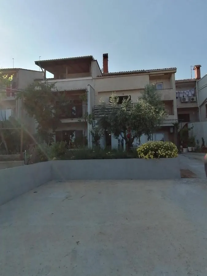 Apartment Karlo, Pula